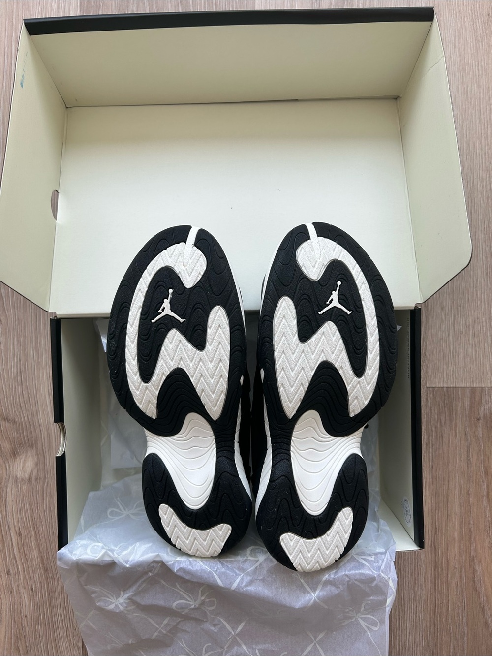 Jordan Women's Pointe Slip-On Sneakers in Black and Cream - Picture 7 of 10